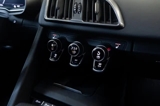 Audi R8 – thumbnail 15