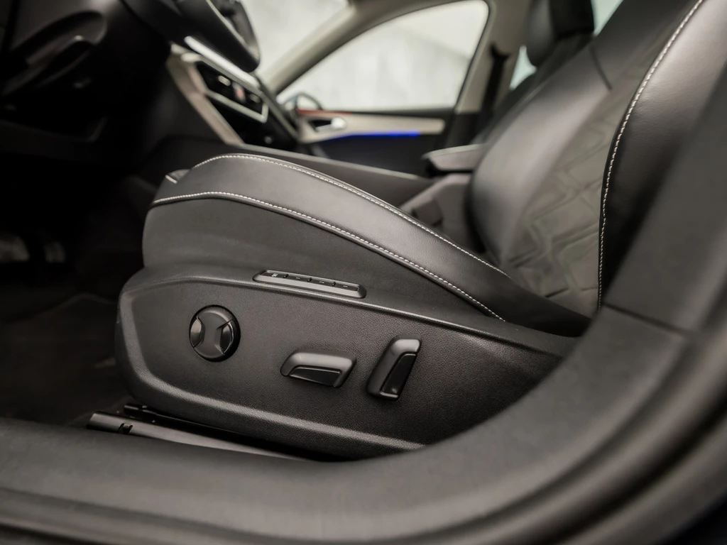 SEAT Leon – foto 16