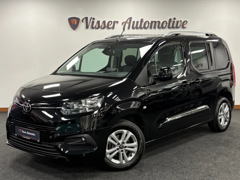 Toyota PROACE CITY VERSO 1.2 Turbo L1*5Pers*Design*Panoramadak*PDC*Camera*Navi*Trekhaak*Apple-Carplay*Cruise-Control*