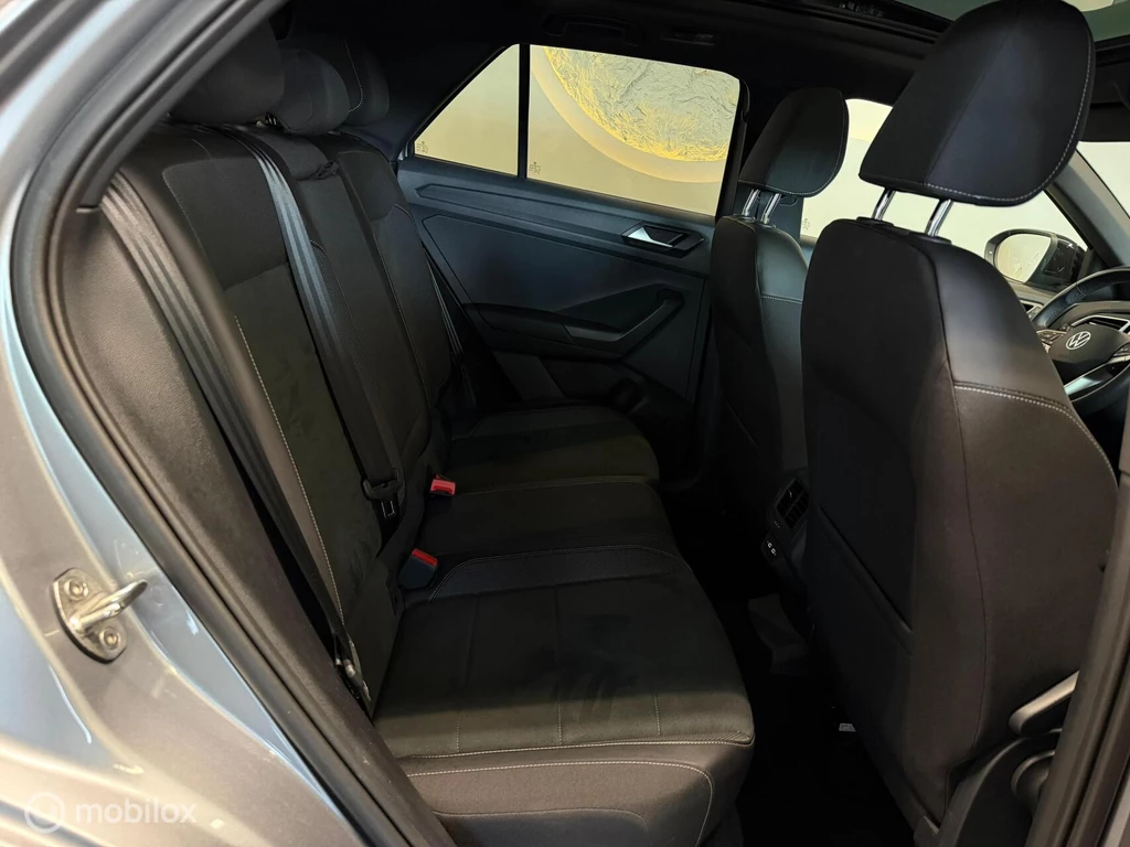 Volkswagen T-Roc – foto 14