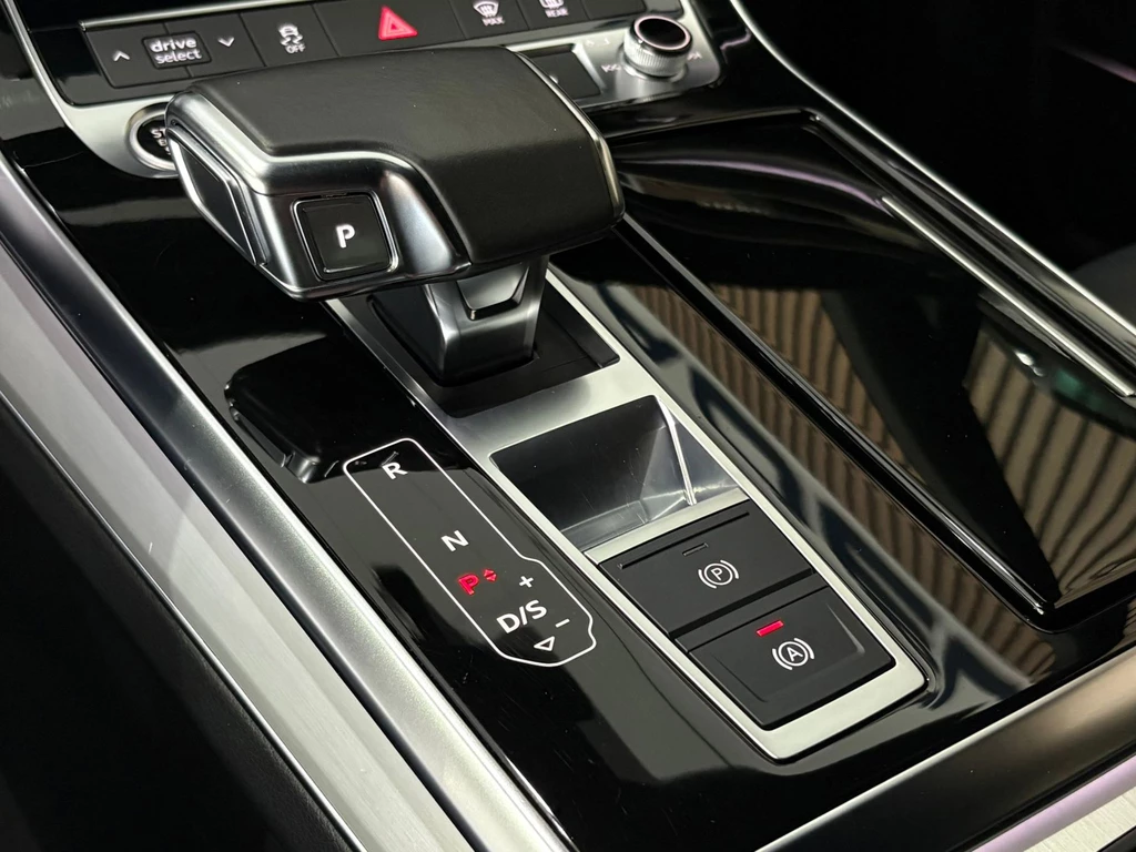 Audi Q8 – foto 35