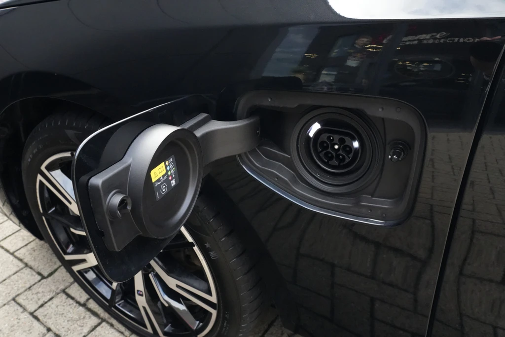 BMW 5 Serie – foto 38