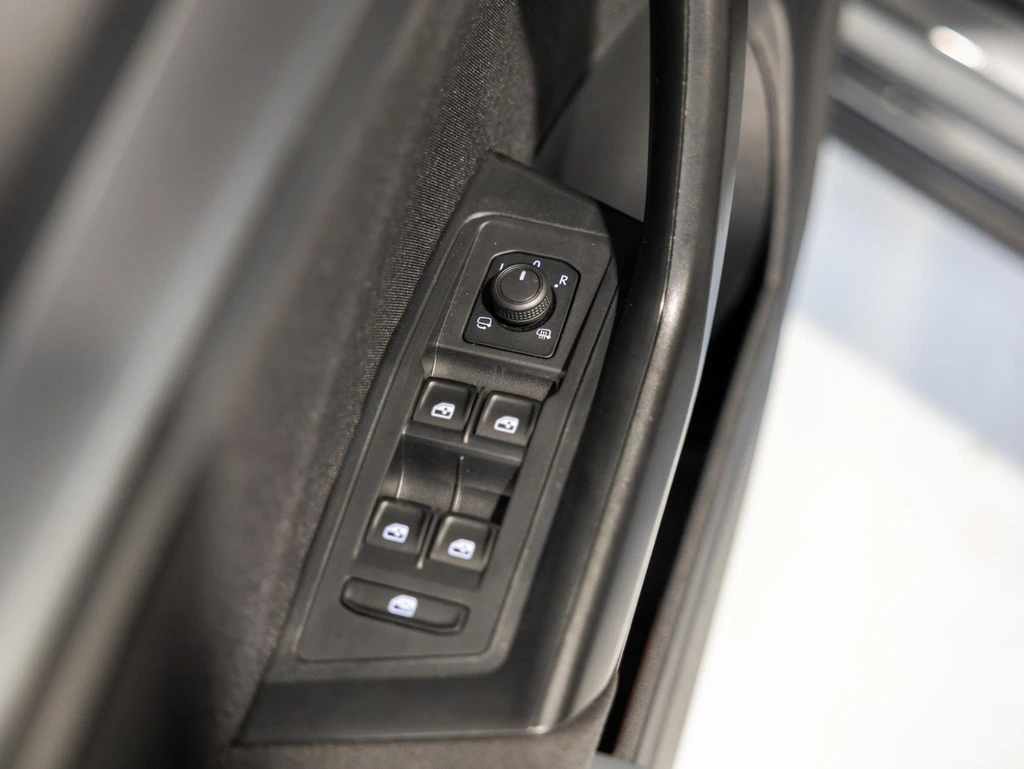 Volkswagen T-Roc – foto 18