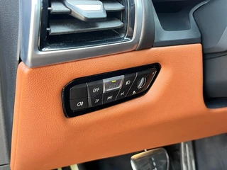 BMW 8 Serie – thumbnail 30