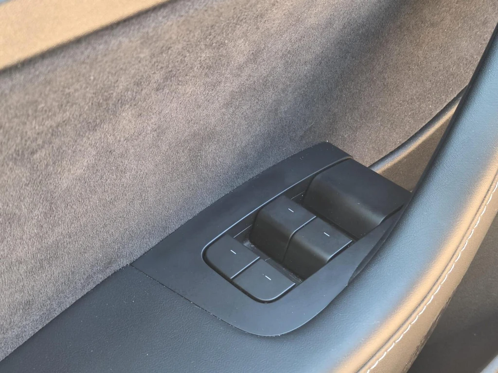 Tesla Model 3 – foto 10