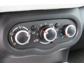 Renault Twingo – thumbnail 27