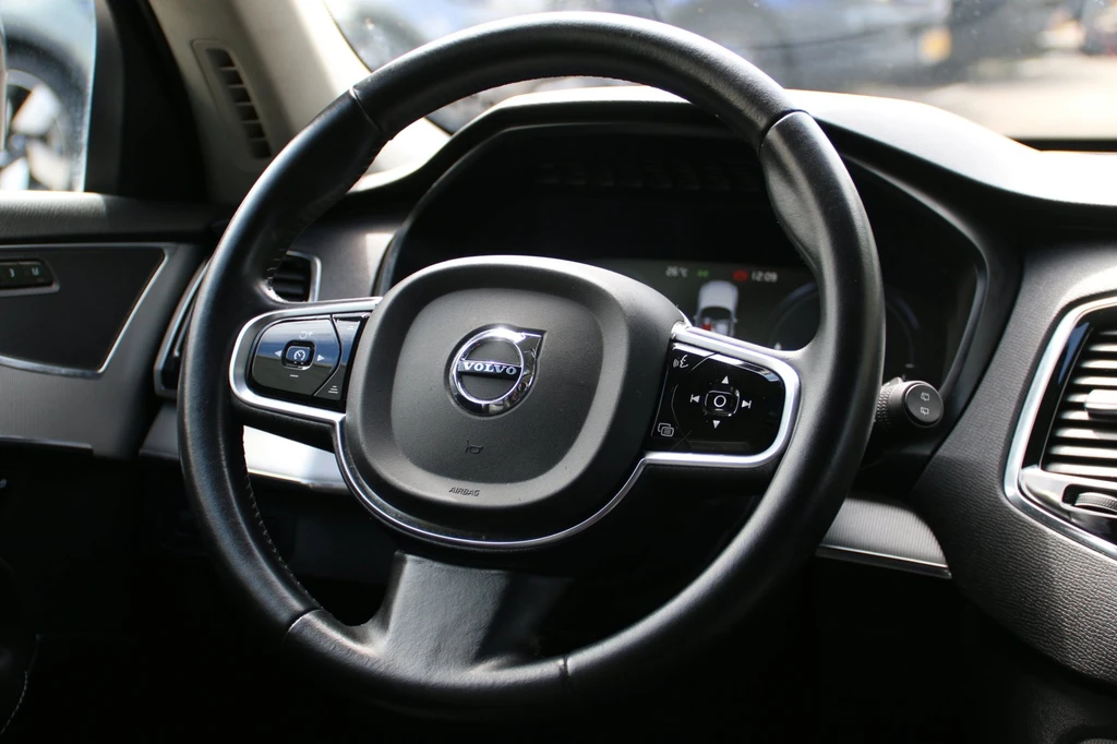 Volvo XC90 – foto 12