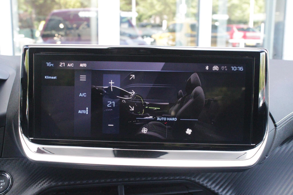 Peugeot 208 – foto 42