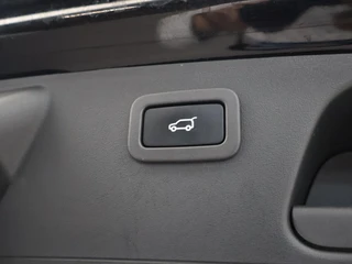 Jaguar E-PACE – thumbnail 18