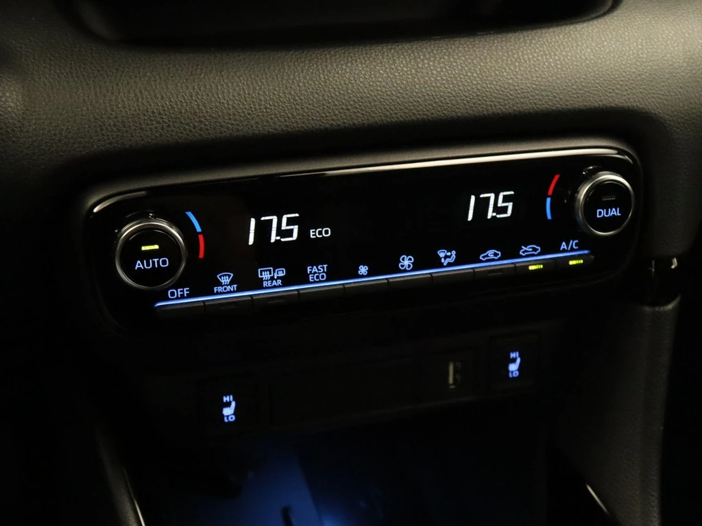 Toyota Yaris – foto 27