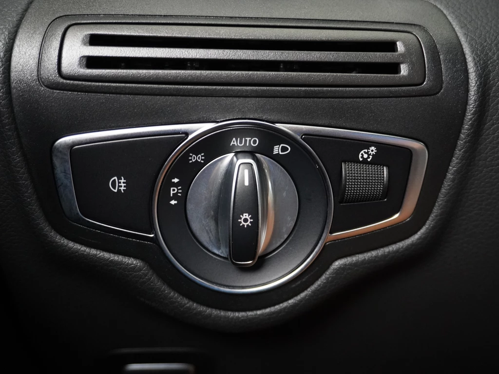 Mercedes-Benz GLC – foto 21