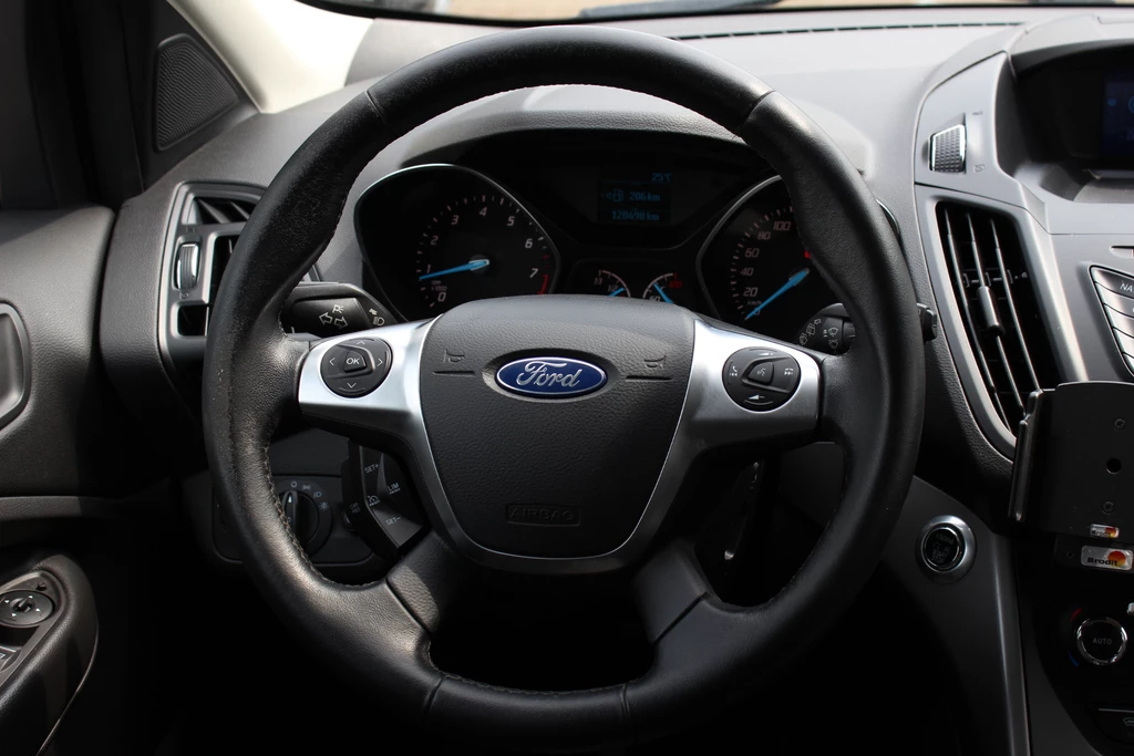 Ford Kuga – foto 19