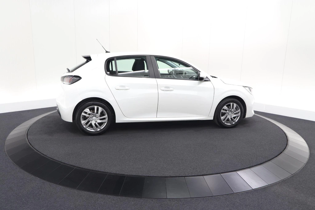 Peugeot 208 – foto 11