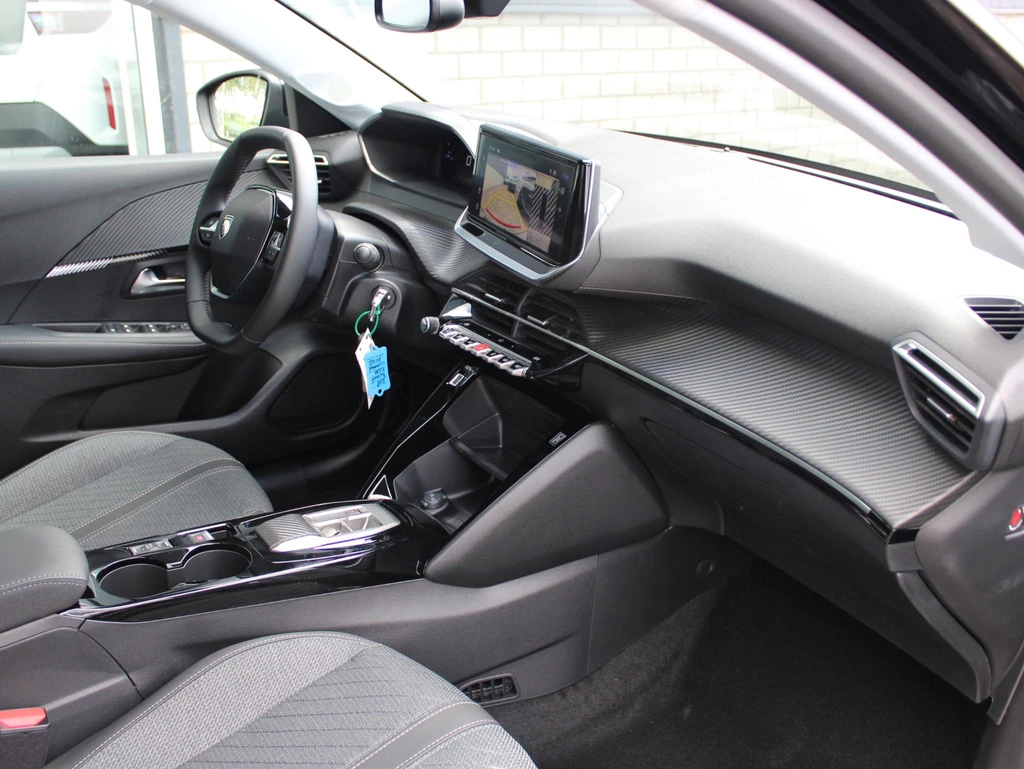 Peugeot 208 – foto 15