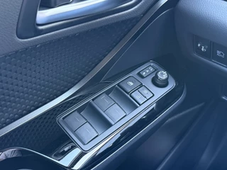 Toyota C-HR – thumbnail 13