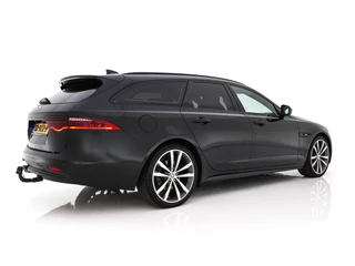 Jaguar XF – thumbnail 4