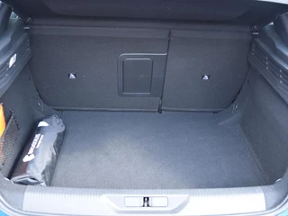 Peugeot 308 – thumbnail 18