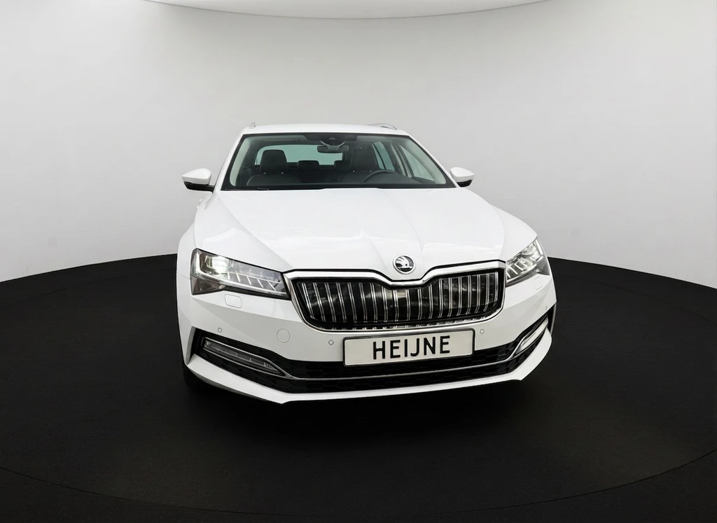 Škoda Superb – foto 30
