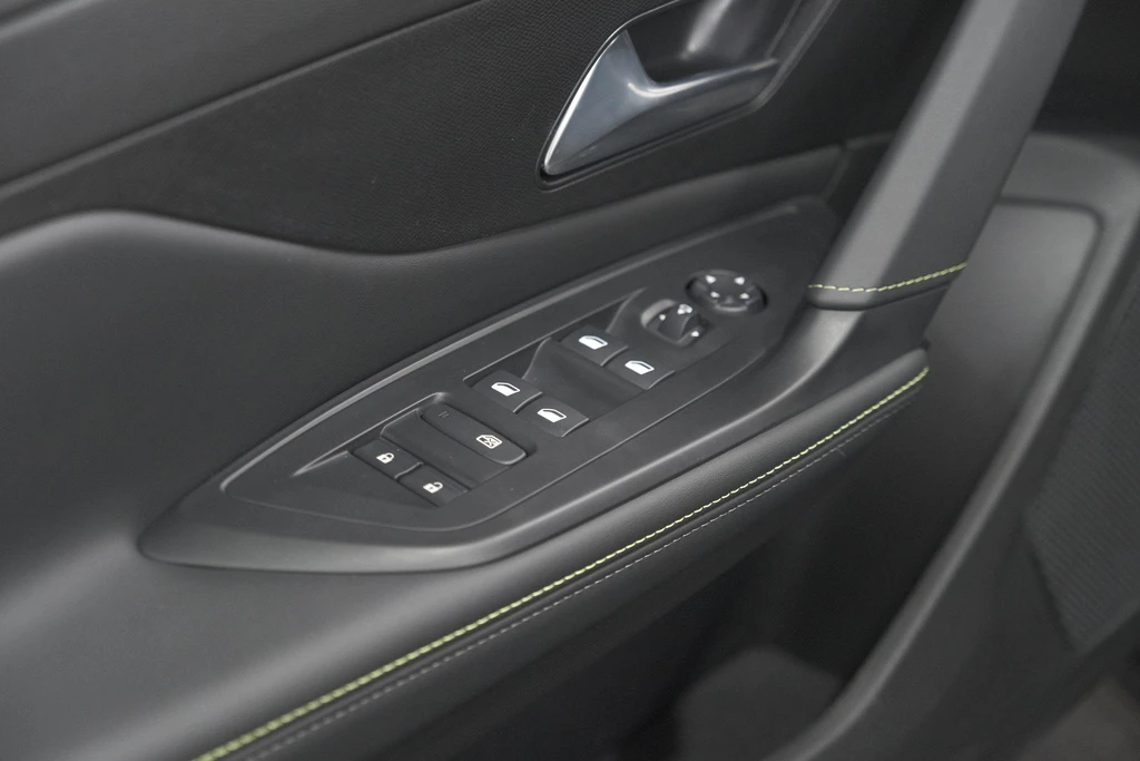 Peugeot 408 – foto 42