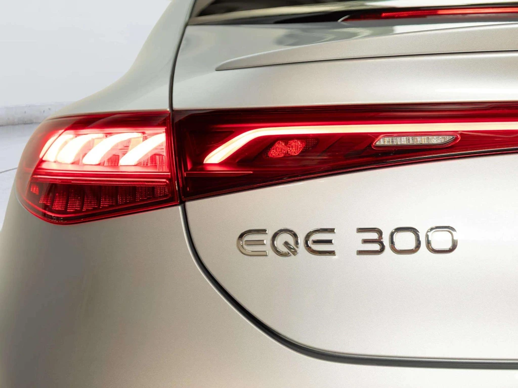 Mercedes-Benz EQE – foto 26
