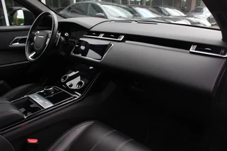 Land Rover Range Rover Velar – thumbnail 16