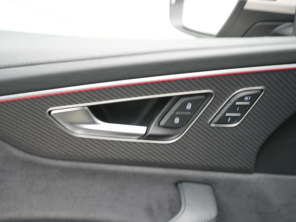Audi RSQ8 – foto 48