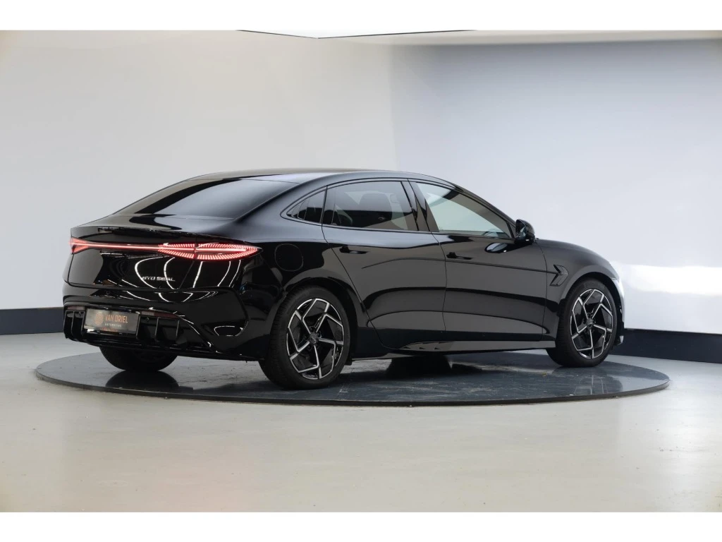 BYD SEAL – foto 5