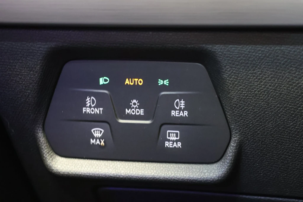 SEAT Leon – foto 24