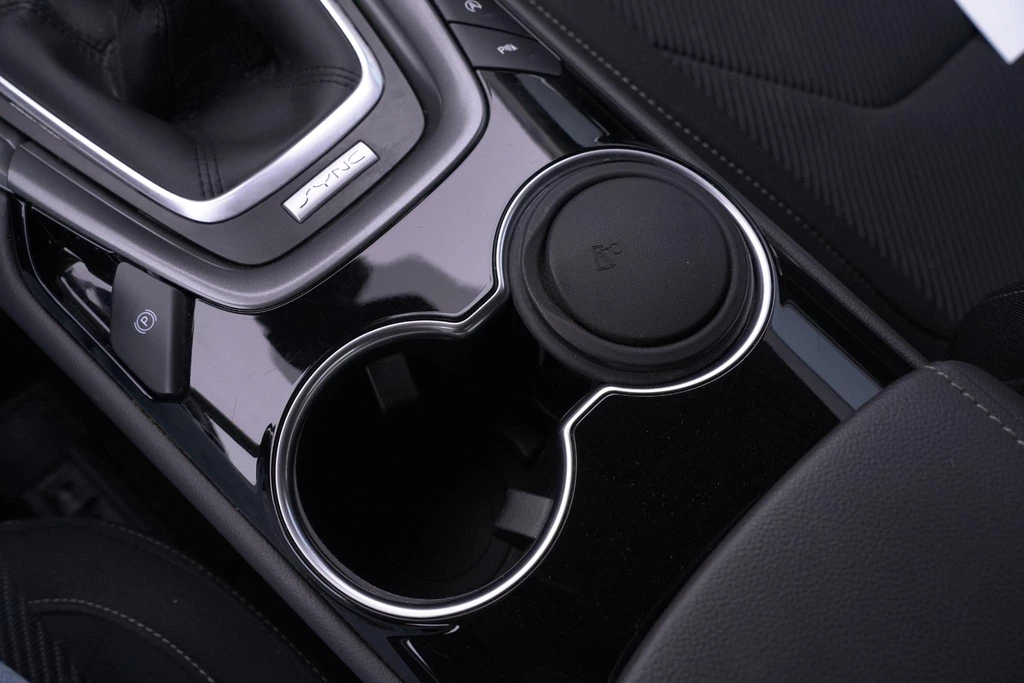 Ford Mondeo – foto 24