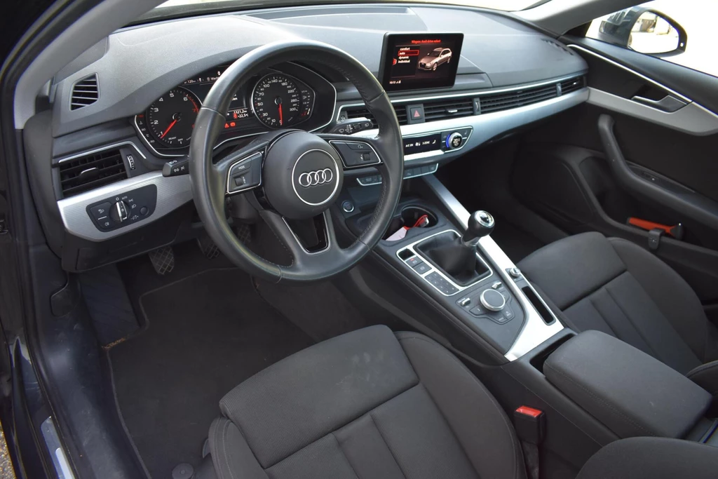 Audi A4 – foto 12