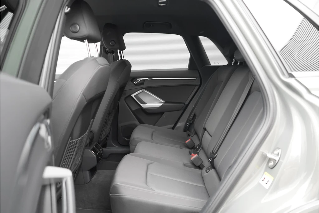 Audi Q3 – foto 11