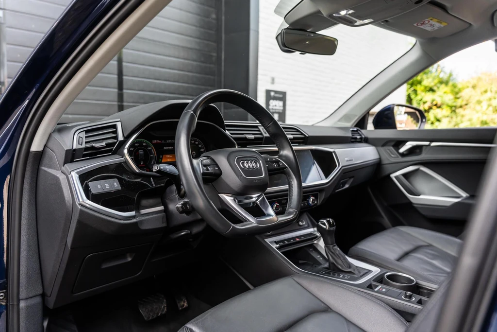 Audi Q3 – foto 11