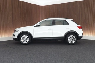 Volkswagen T-Roc – thumbnail 2