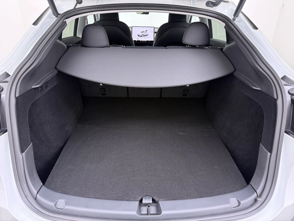 Tesla Model Y – foto 26