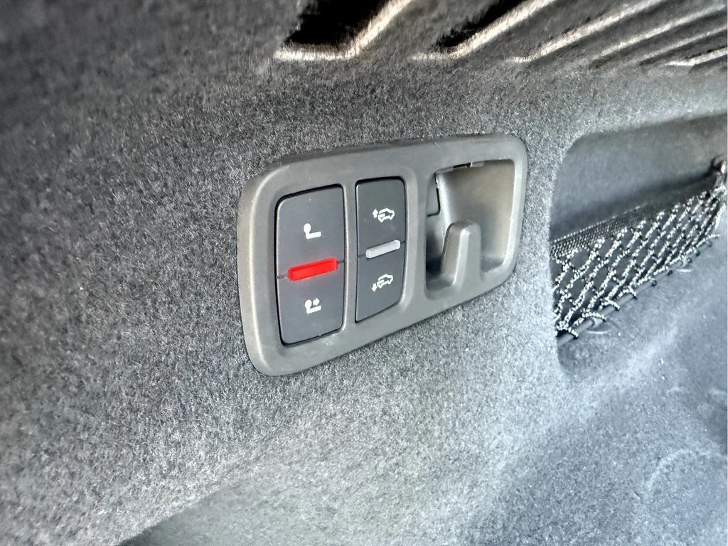 Audi Q8 – foto 18
