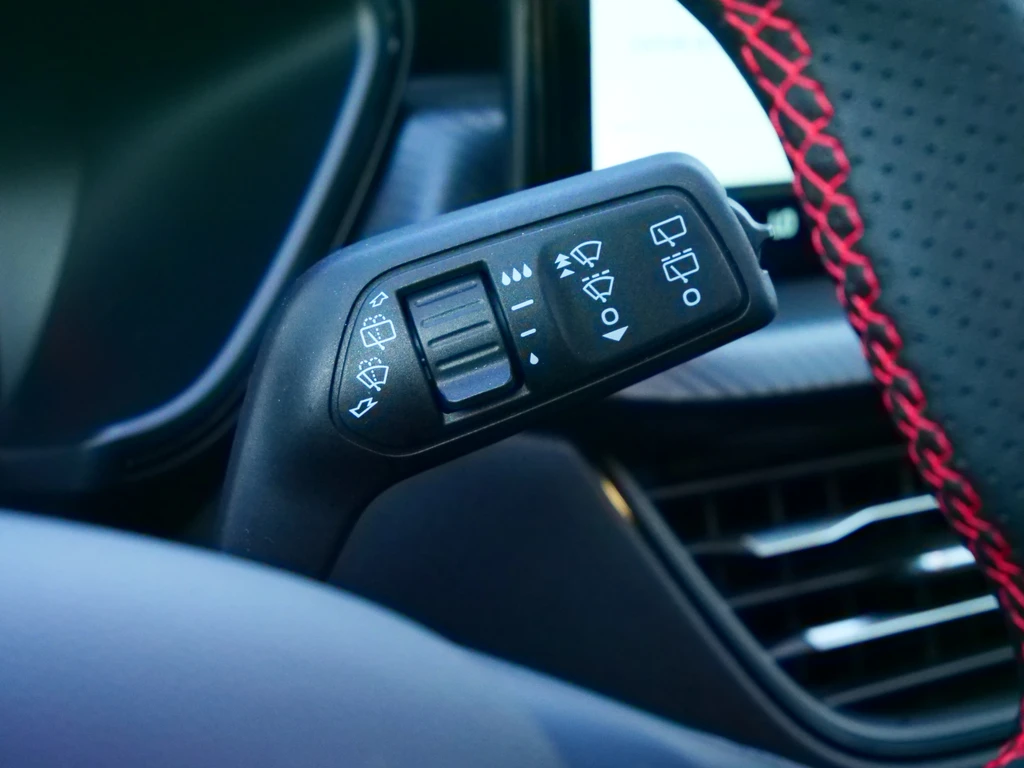 Ford Kuga – foto 32
