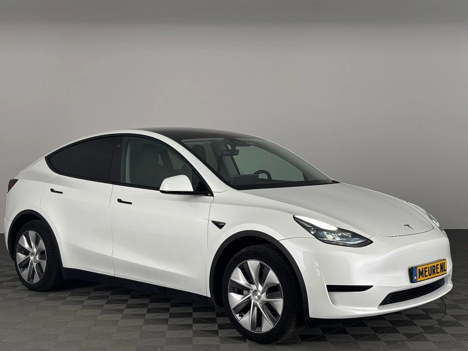 Tesla Model Y – foto 2