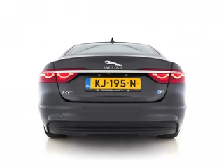 Jaguar XF – thumbnail 3