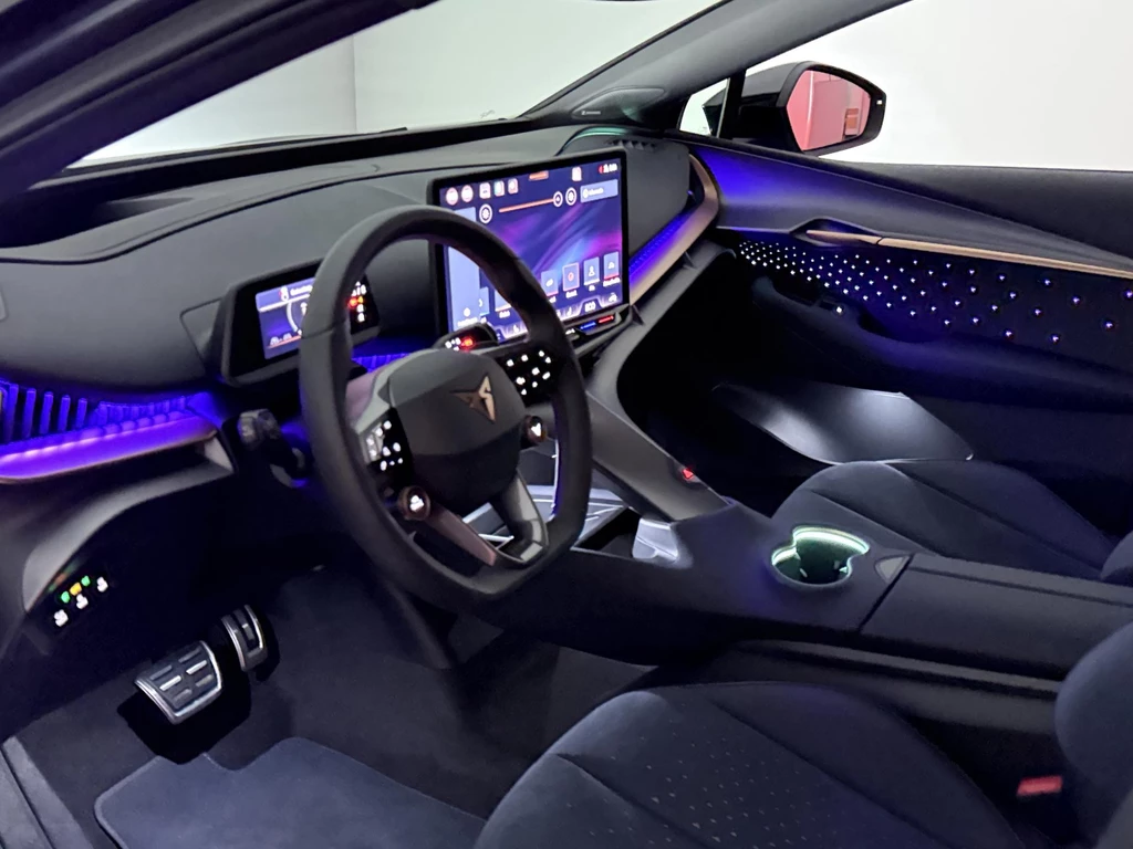 CUPRA Tavascan – foto 30