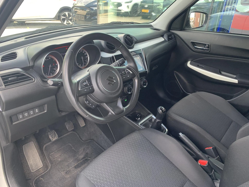 Suzuki Swift – foto 5