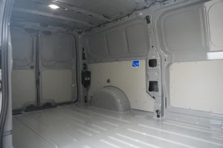 Ford E-Transit Custom – thumbnail 11