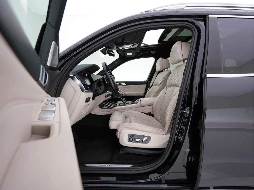 BMW X7 – foto 9