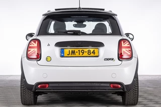 MINI Electric – thumbnail 4