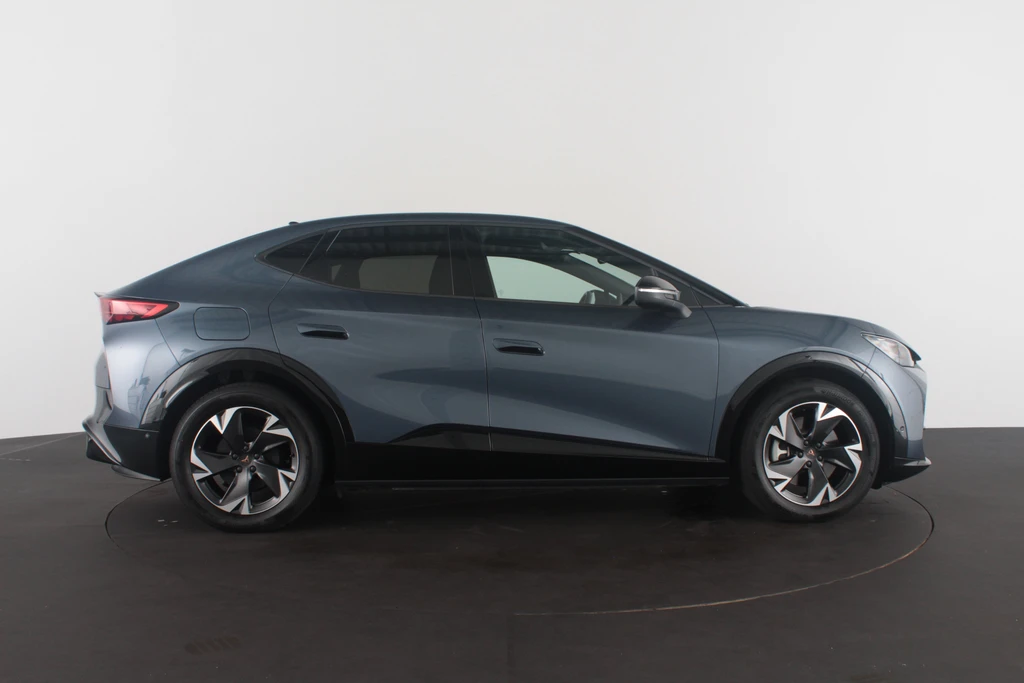CUPRA Tavascan – foto 9