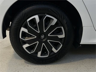 Toyota Yaris – thumbnail 25