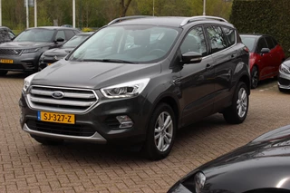 Ford Kuga – thumbnail 1