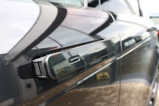 Land Rover Range Rover Evoque – thumbnail 23