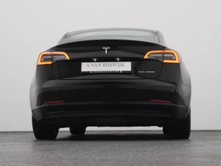 Tesla Model 3 – thumbnail 9