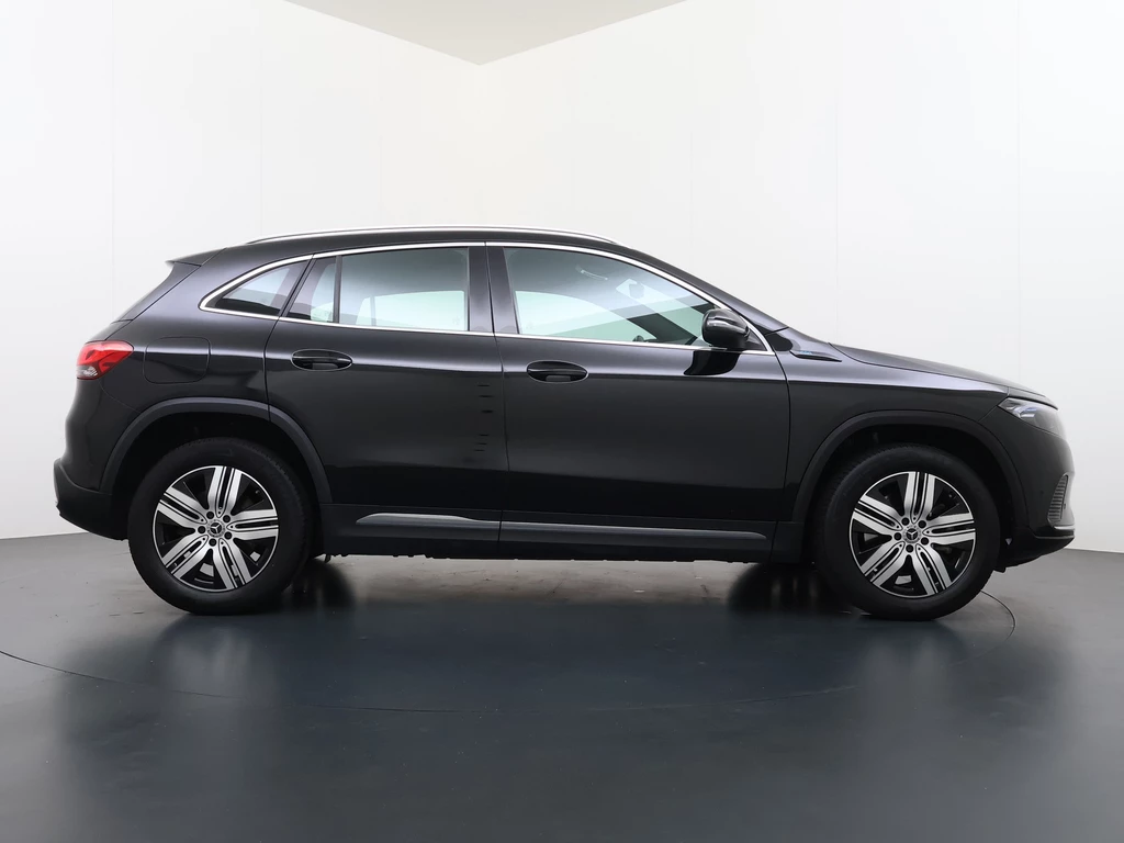 Mercedes-Benz EQA – foto 8
