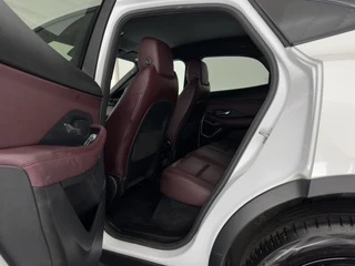 Jaguar E-PACE – thumbnail 11